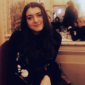 Meet your Posher, Julia